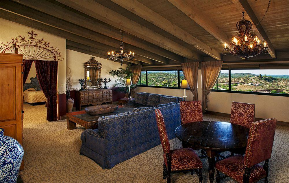 Esplendor Resort At Rio Rico Екстериор снимка